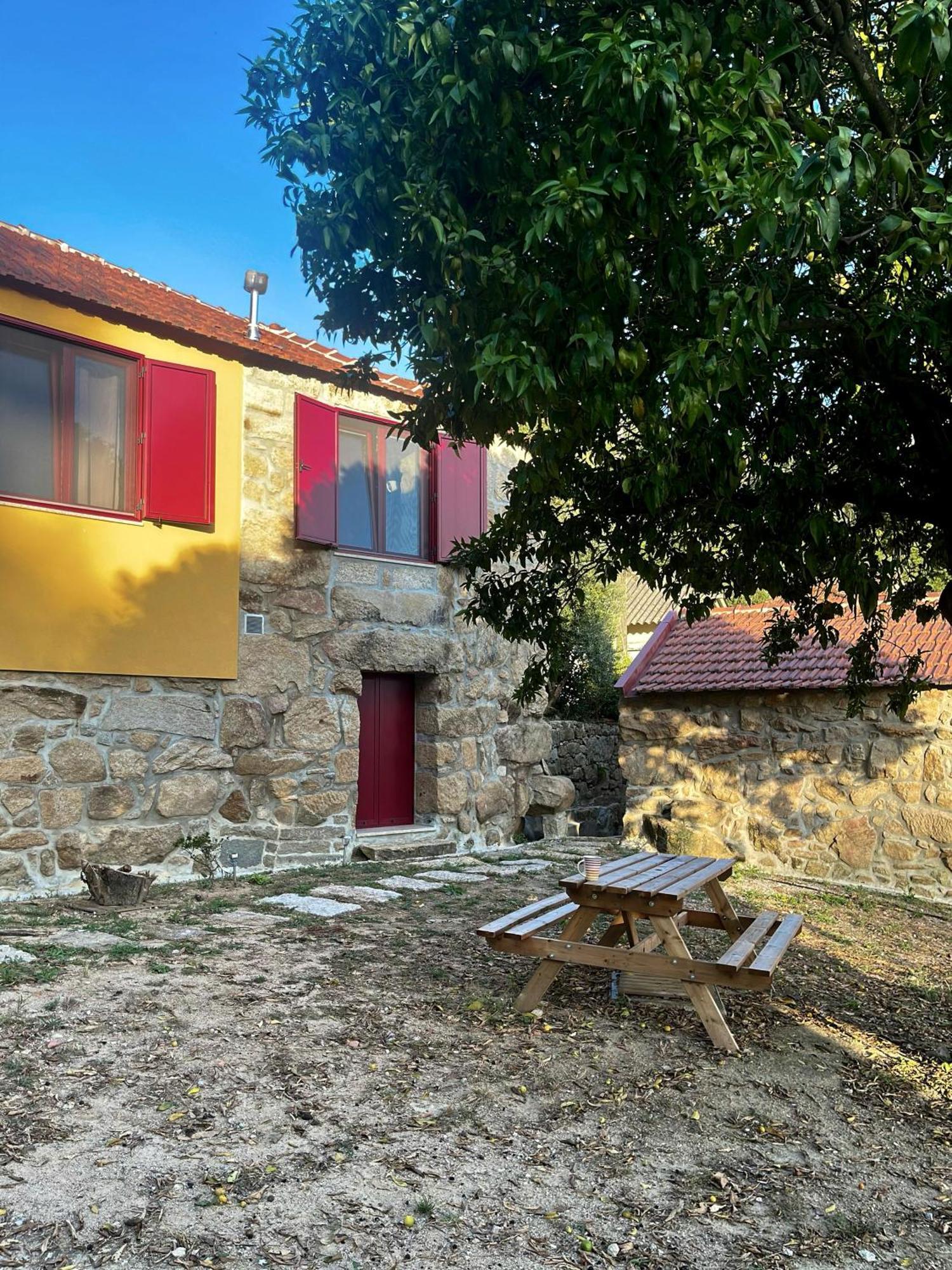 Nascente, Place In Nature Next To A Waterfall Loureiro  Εξωτερικό φωτογραφία